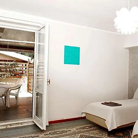 Vara Self Check In Private Parking Vezzano Ligure